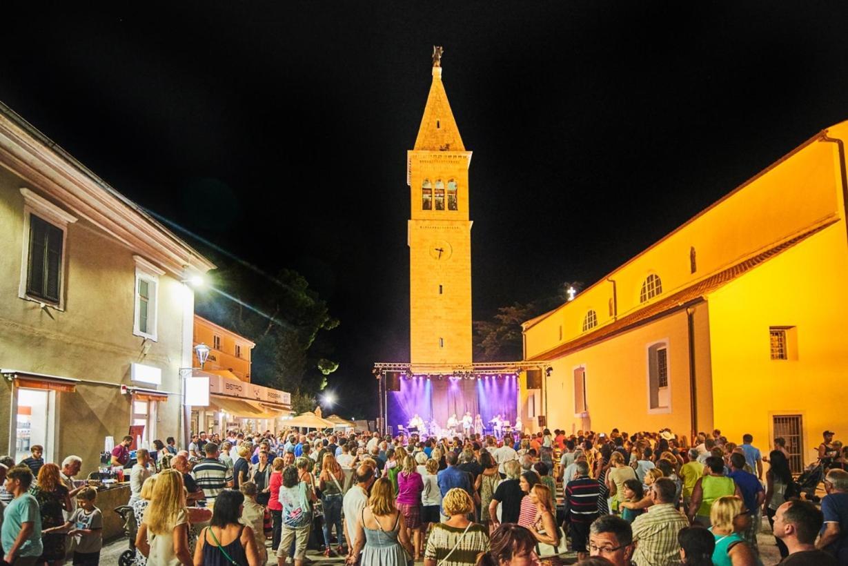 Novigrad Istria Apartments Tereza מראה חיצוני תמונה