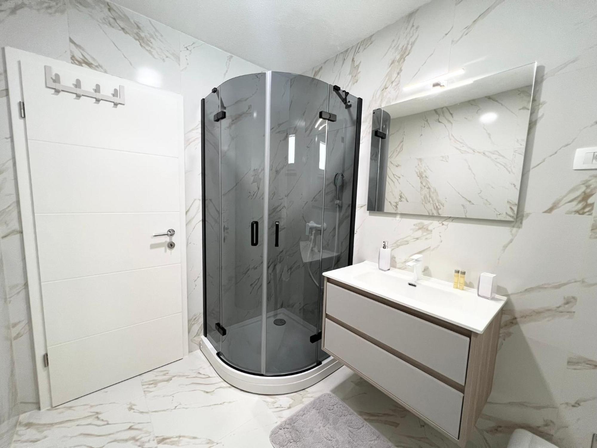 Novigrad Istria Apartments Tereza מראה חיצוני תמונה