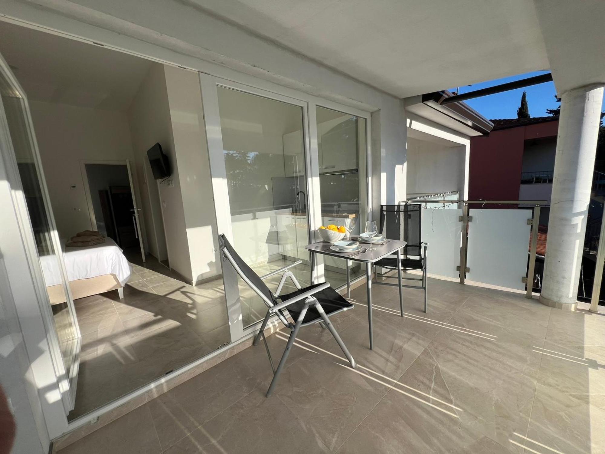 Novigrad Istria Apartments Tereza מראה חיצוני תמונה