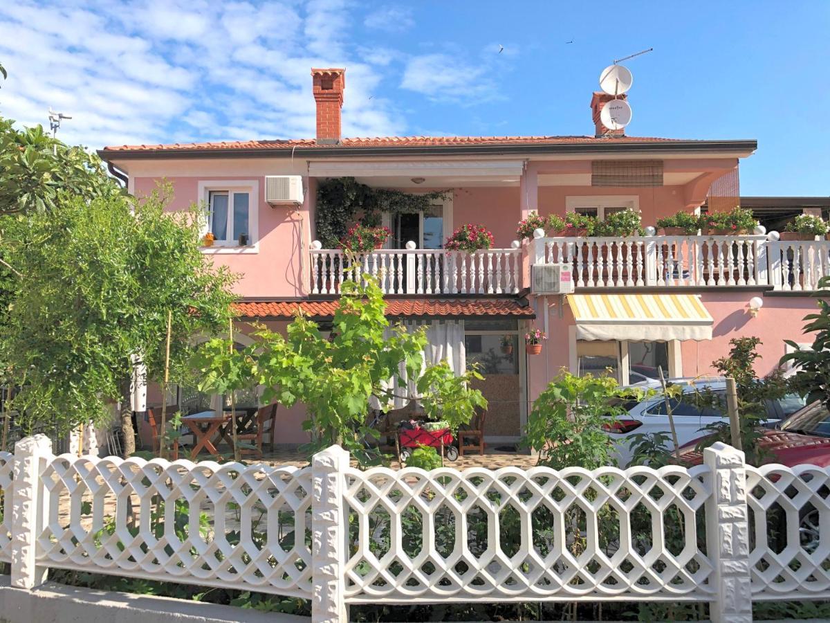 Novigrad Istria Apartments Tereza מראה חיצוני תמונה